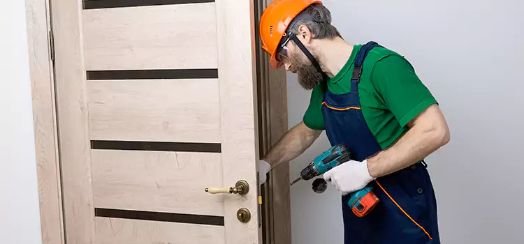 Replace Internal Door Handle with Lock Easton